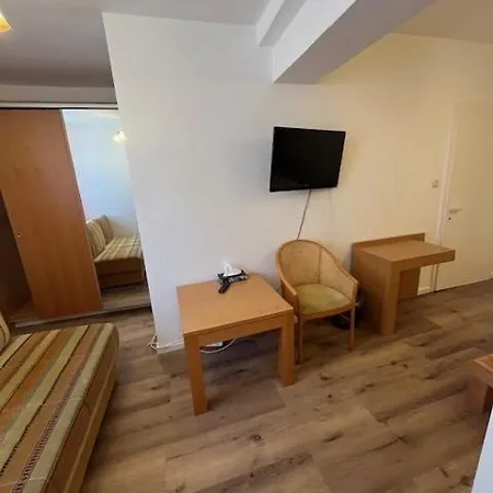 Post 14 Hotel 3*