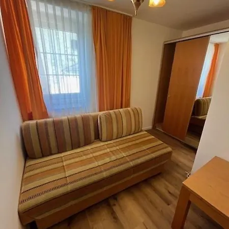 Post 14 Szálloda Braunau am Inn